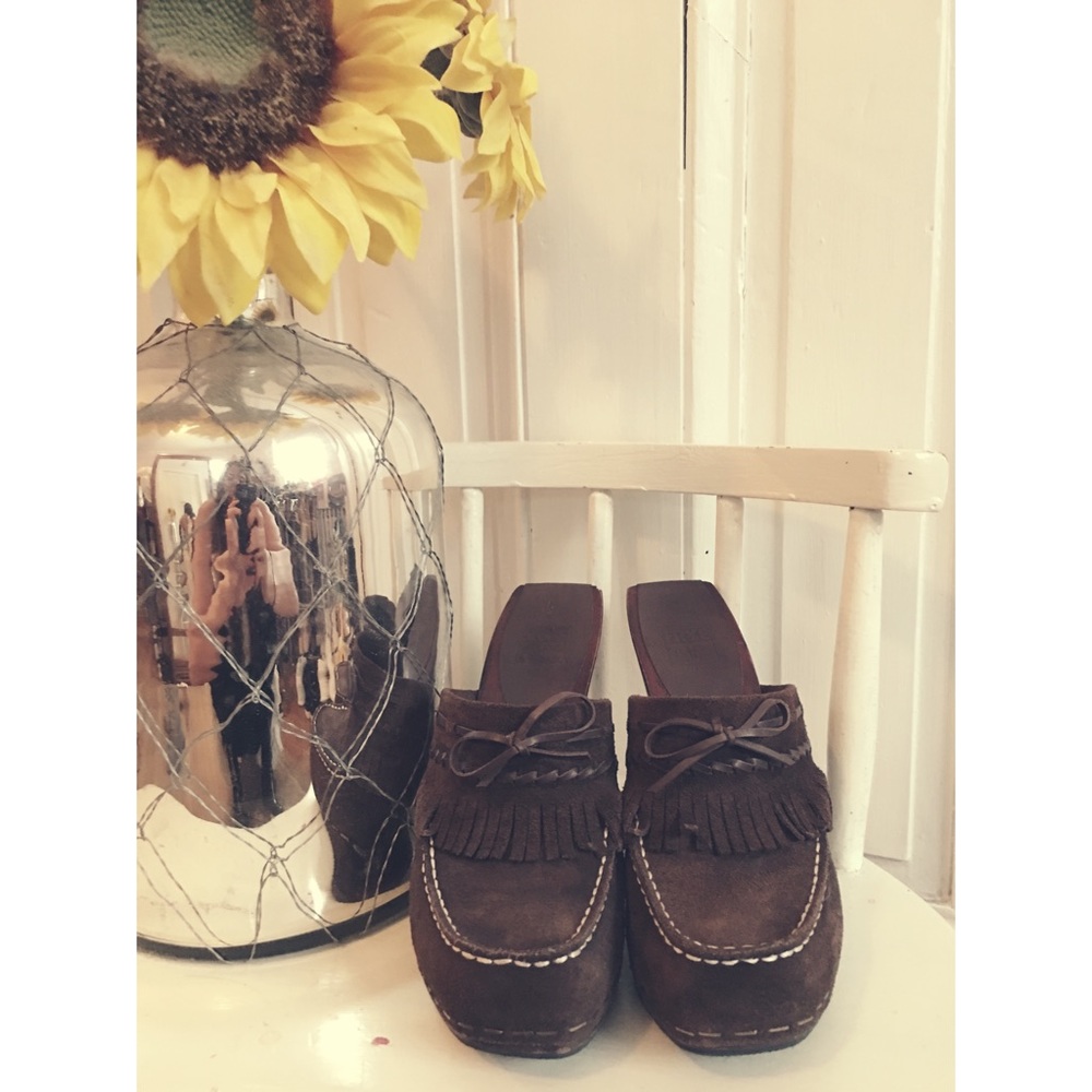 Frye Heel Clogs!
